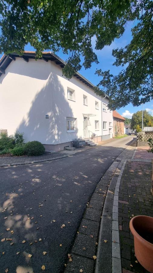 Unter Der Linde Lejlighed Sankt Wendel Eksteriør billede